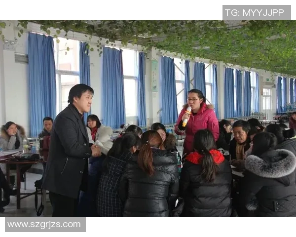 与黄娜对话探讨她的足球生涯与成长历程的精彩故事