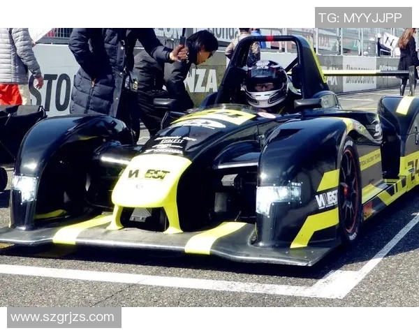 小保加与自由队激战正酣谁能在这场对决中笑到最后